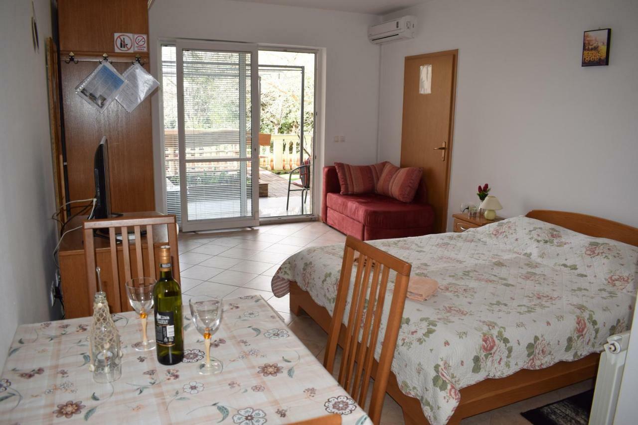Apartments K&D Novi Vinodolski Kültér fotó